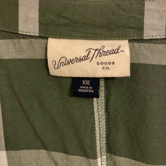 NWOT Green & White Plaid Short Sleeved Button Down Top - Picture 2 of 3